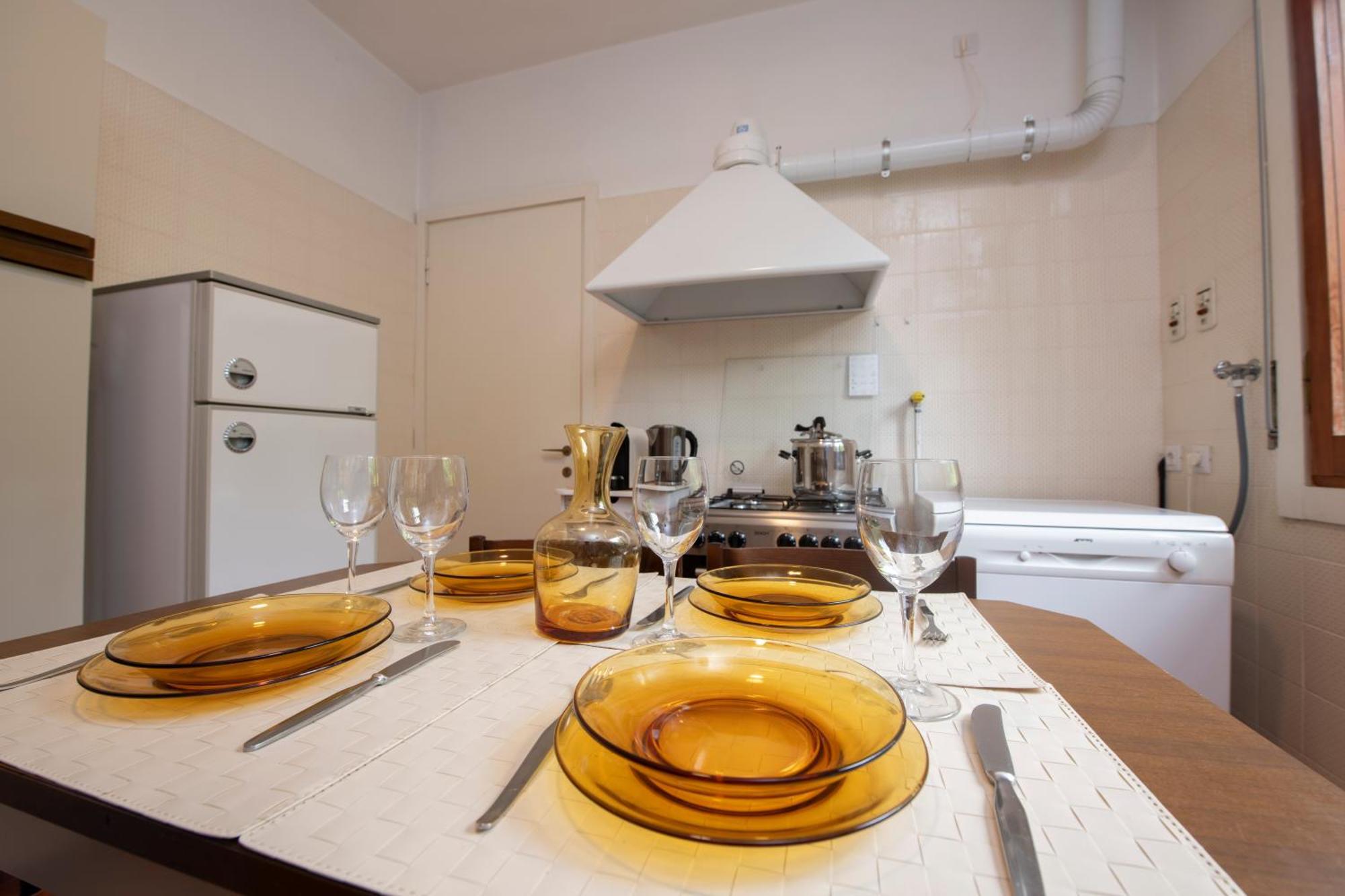 Beautiful Tigullio Apartment Lavagna Luaran gambar