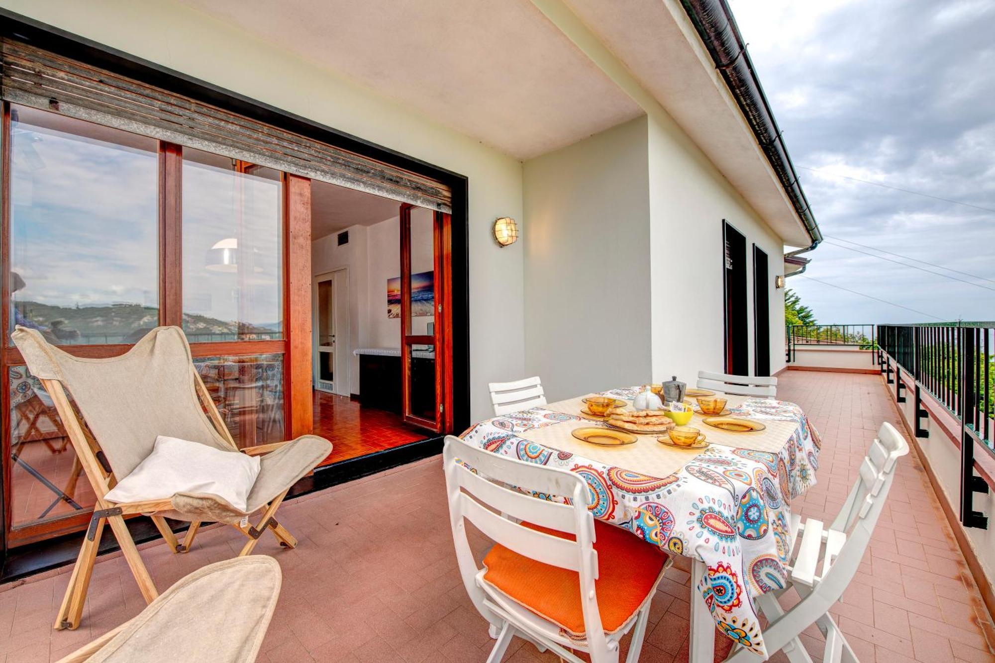 Beautiful Tigullio Apartment Lavagna Luaran gambar